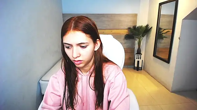 liseth fox online show from December 2024 12:34:02 PM