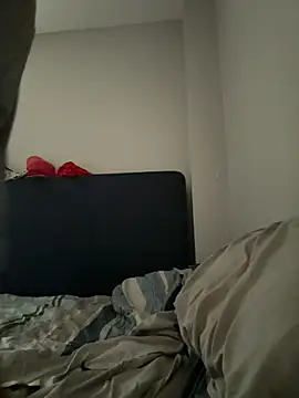 ChiRaqb8 online show from November 2025 02:39:02 PM