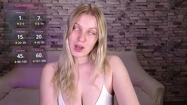 EmiliaDuchess online show from March 2026 03:45:01 PM