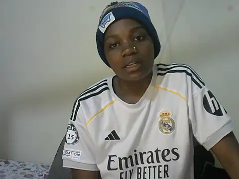 beauty petite online show from December 2025 12:27:02 AM