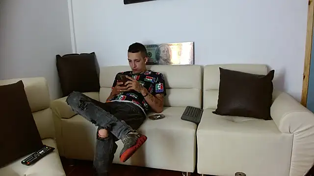 parejacaliente20154 online show from March 2025 02:08:02 PM