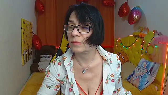 SandraHormas online show from March 2025 02:12:02 PM