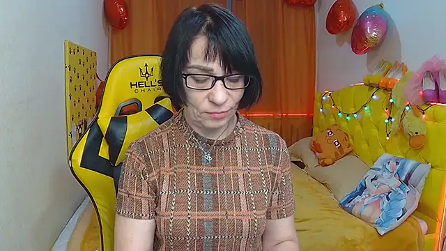 SandraHormas online show from March 2025 02:23:01 PM