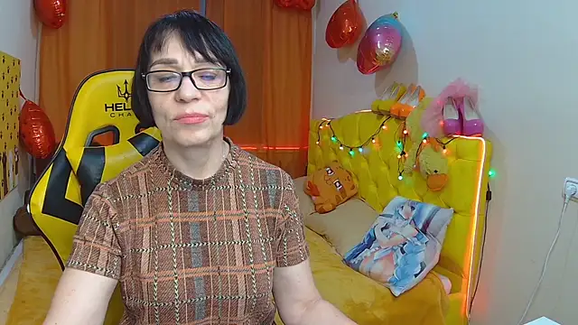 SandraHormas online show from March 2025 05:27:01 PM