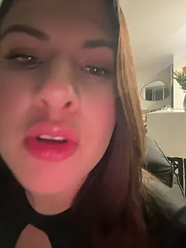 EmiilyAdams  online show from March 2025 08:42:01 PM