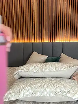 EmiilyAdams  online show from November 2025 09:48:01 PM