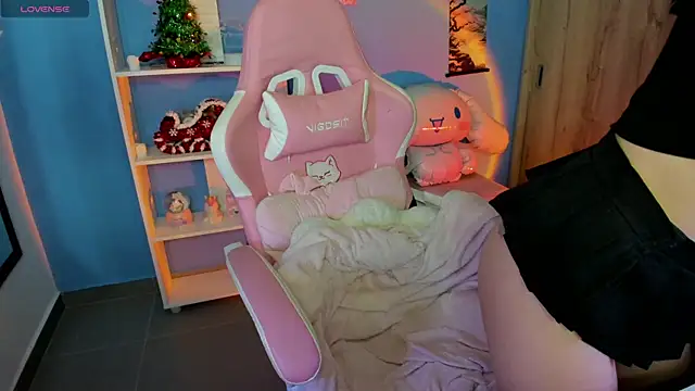 Artic love online show from January 2025 06:34:01 AM