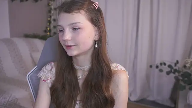 CindyGarrison online show from September 2025 01:17:01 AM