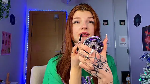 Snapshot of Bunny_ShyGirl chatting on December 2024 06:45:02 AM Bunny ShyGirl online show from December 2024 06:45:02 AM