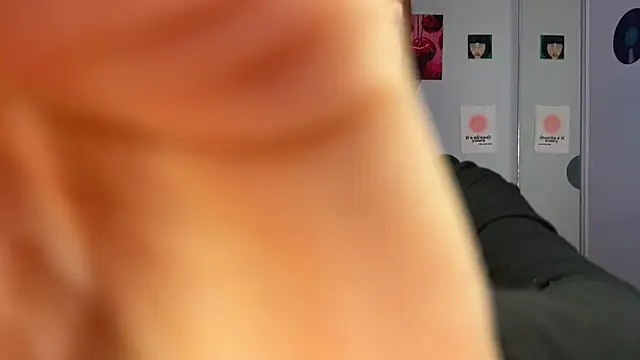 Snapshot of Bunny_ShyGirl chatting on December 2024 06:43:01 AM Bunny ShyGirl online show from December 2024 06:43:01 AM