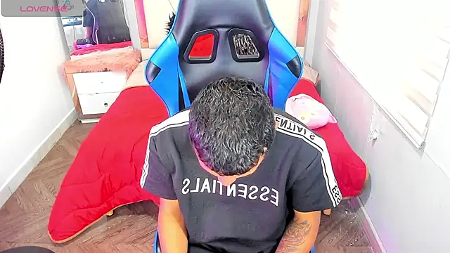 Backsex boy online show from November 2025 03:34:01 PM