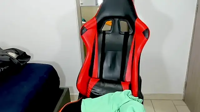 Snapshot of Backsex_boy chatting on February 2026 04:49:02 PM Backsex boy online show from February 2026 04:49:02 PM