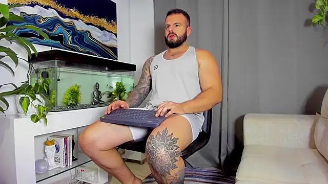 Johnnygrayson1 online show from January 2025 11:43:02 PM