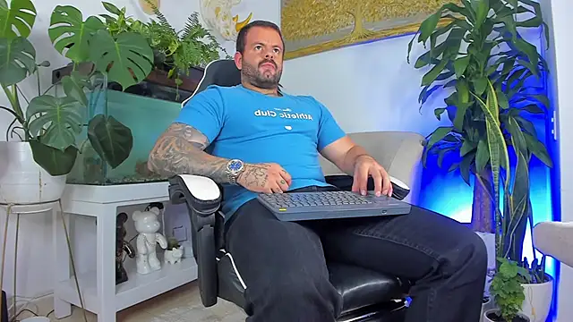 Johnnygrayson1 online show from April 2026 11:32:02 PM