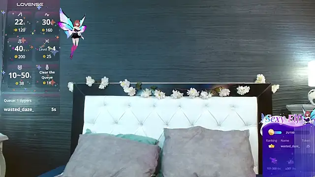 NayeCloud online show from February 2025 03:47:02 AM