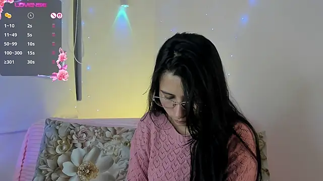 NayeCloud online show from March 2026 05:57:02 AM