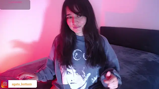 NewAgatha Bolton online show from November 2025 09:25:02 PM