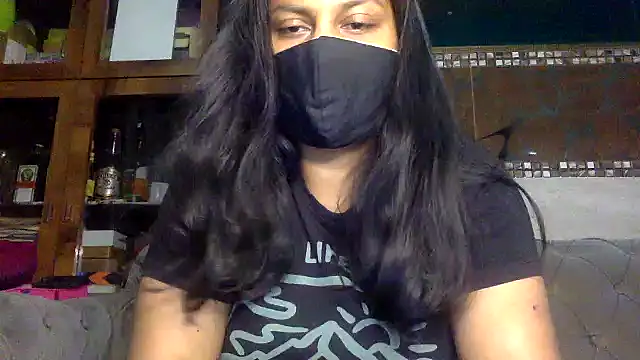 HaaniKaur online show from January 2026 05:49:02 PM