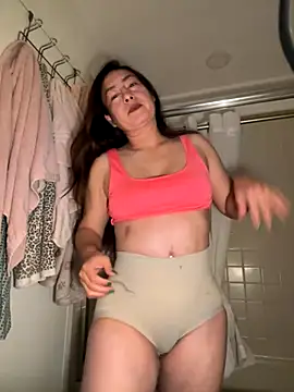 xLadyScarlettx online show from November 2025 03:42:02 AM