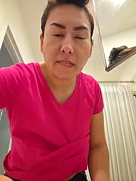 xLadyScarlettx online show from February 2026 06:12:01 PM