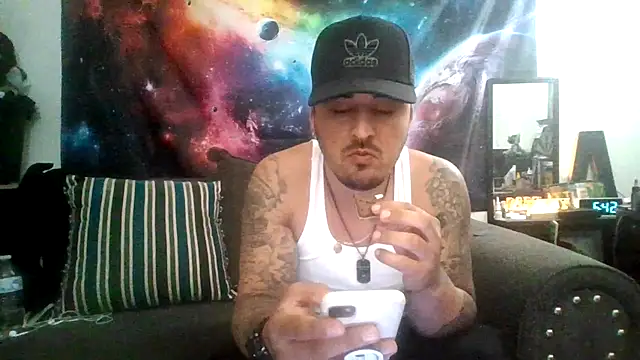 Snapshot of Antoniothedon chatting on April 2026 01:45:01 AM Antoniothedon online show from April 2026 01:45:01 AM