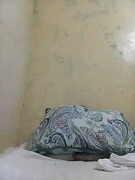 sexxylucia online show from February 2026 11:09:01 PM