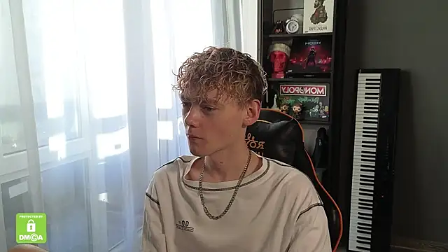 Keytaro online show from September 2025 02:50:01 PM