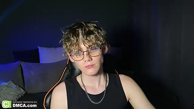 Keytaro online show from March 2026 02:55:02 PM