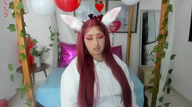 lussyevans24 online show from February 2025 04:25:01 AM