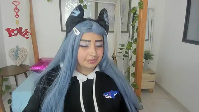 lussyevans24 online show from March 2025 06:42:02 AM