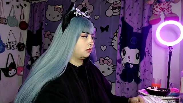 lussyevans24 online show from February 2026 05:06:01 AM