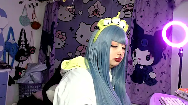lussyevans24 online show from June 2026 05:23:02 AM