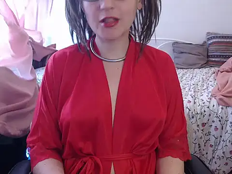 SofieStarlet online show from April 2026 01:58:02 PM