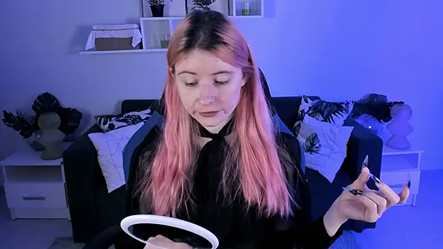 LexiWenford online show from January 2025 05:50:02 AM