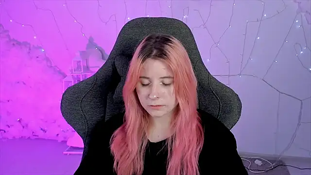 LexiWenford online show from January 2025 08:57:02 AM