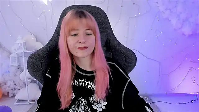 LexiWenford online show from February 2025 08:55:01 AM