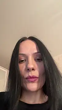 Devil Goddess online show from November 2025 12:18:01 PM