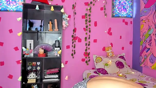 kittyzenn online show from March 2025 05:39:02 PM