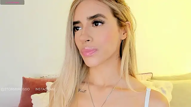 StormiRusso online show from March 2026 01:21:01 AM