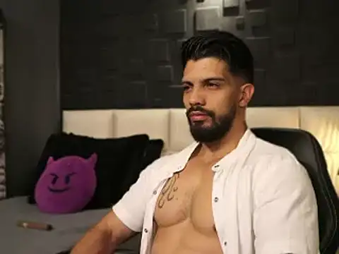 DannSaenz online show from February 2025 10:26:02 PM