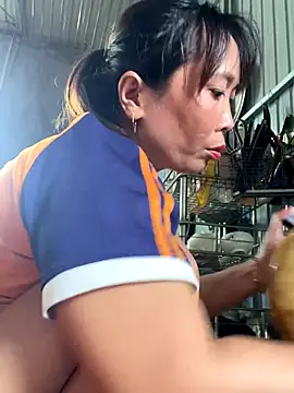 Linaannn online show from September 2025 01:54:01 AM