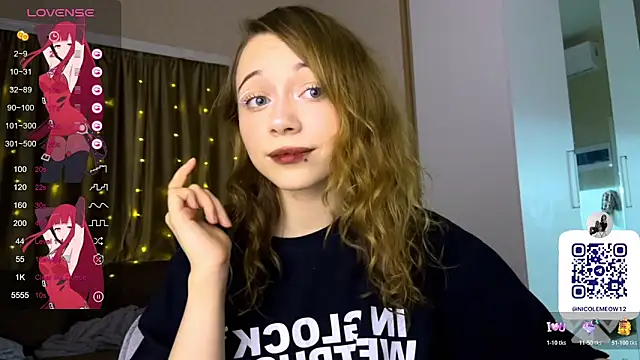 Snapshot of _SofiaBrown chatting on March 2026 02:39:02 AM SofiaBrown online show from March 2026 02:39:02 AM