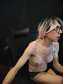 april show her online show from January 2026 03:16:02 PM