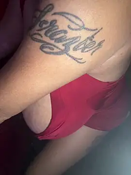 RoxiRedXXX online show from May 2026 06:21:03 AM