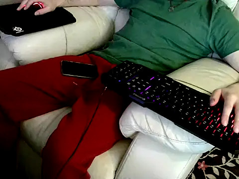 Snapshot of MrStraightDik chatting on February 2025 10:37:02 AM MrStraightDik online show from February 2025 10:37:02 AM