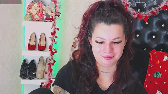 Allisonn223 online show from December 2025 01:50:02 PM