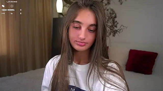 PiquingOgalala online show from September 2025 01:33:01 AM