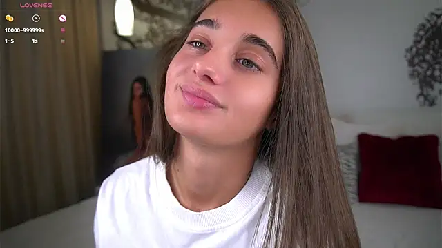 PiquingOgalala online show from September 2025 01:32:02 AM