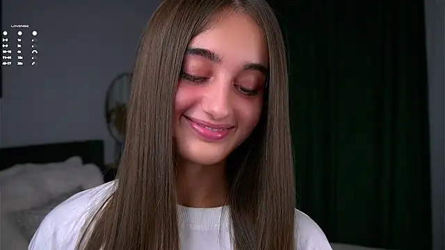 PiquingOgalala online show from November 2025 01:06:02 AM