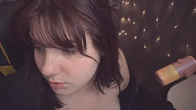 Snapshot of Diasporaaa chatting on December 2024 12:19:01 AM Diasporaaa online show from December 2024 12:19:01 AM